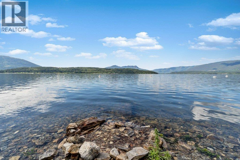 4 4109 Hacking Road, Tappen