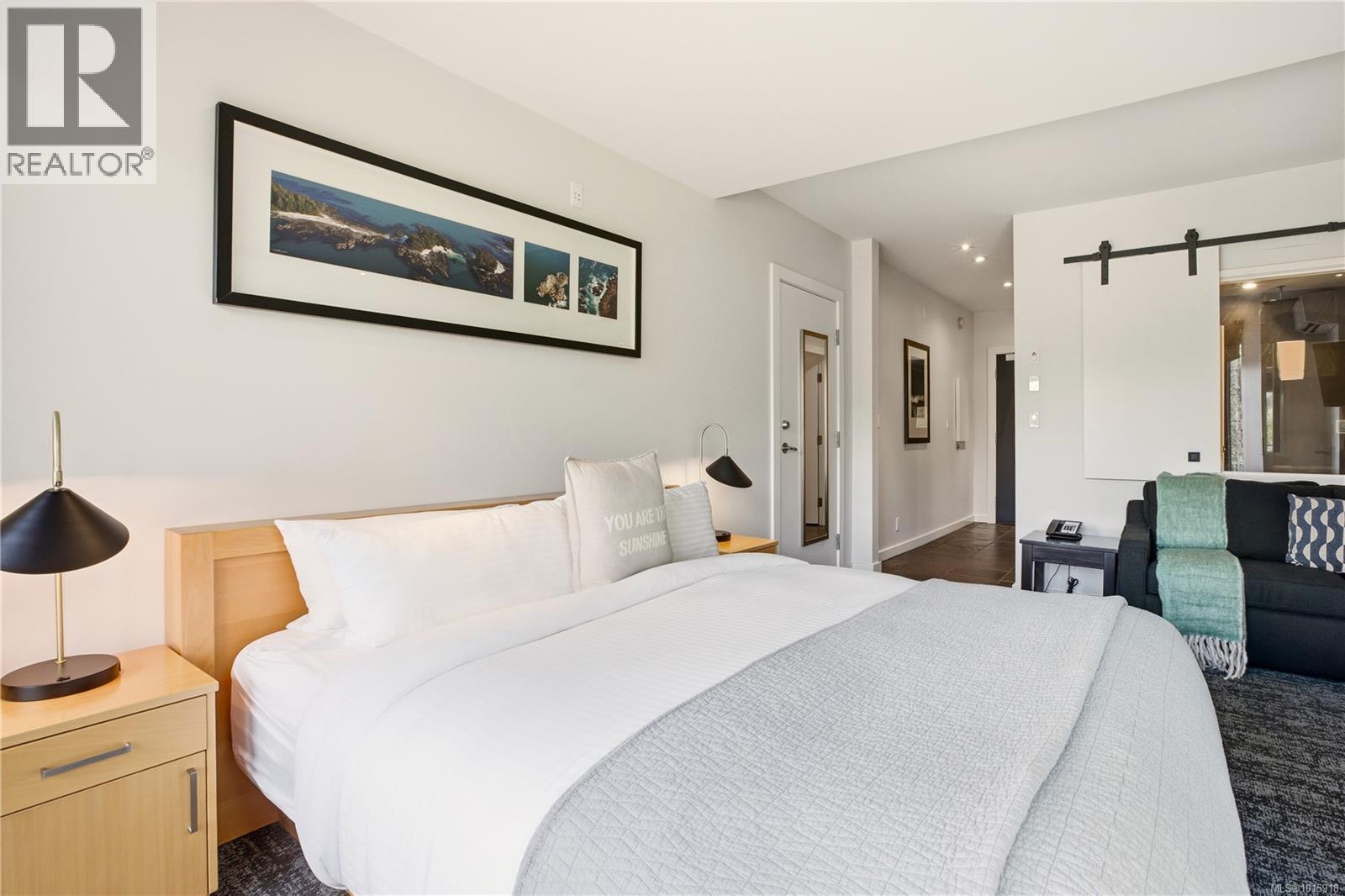 306 596 Marine Dr, Ucluelet