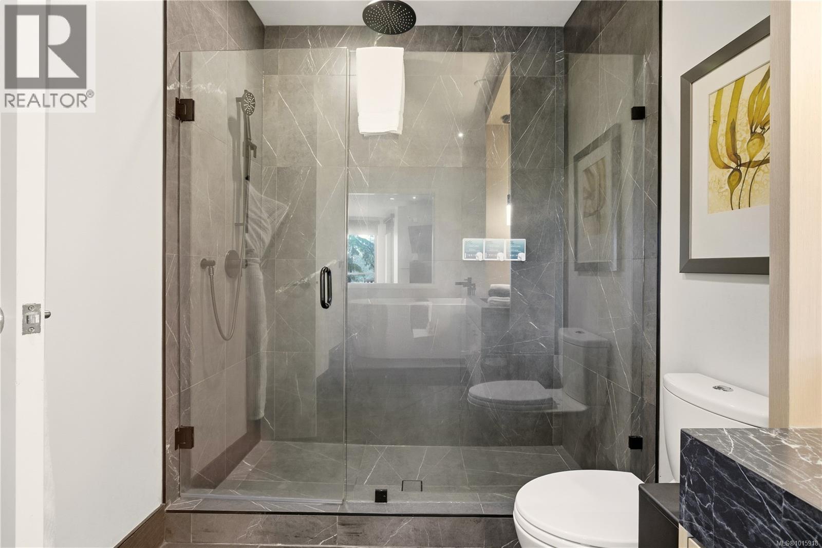 306 596 Marine Dr, Ucluelet