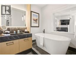 306 596 Marine Dr, Ucluelet, BC V0R3A0 Photo 16
