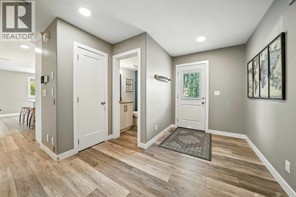 6 Wiltshire Place, Red Deer