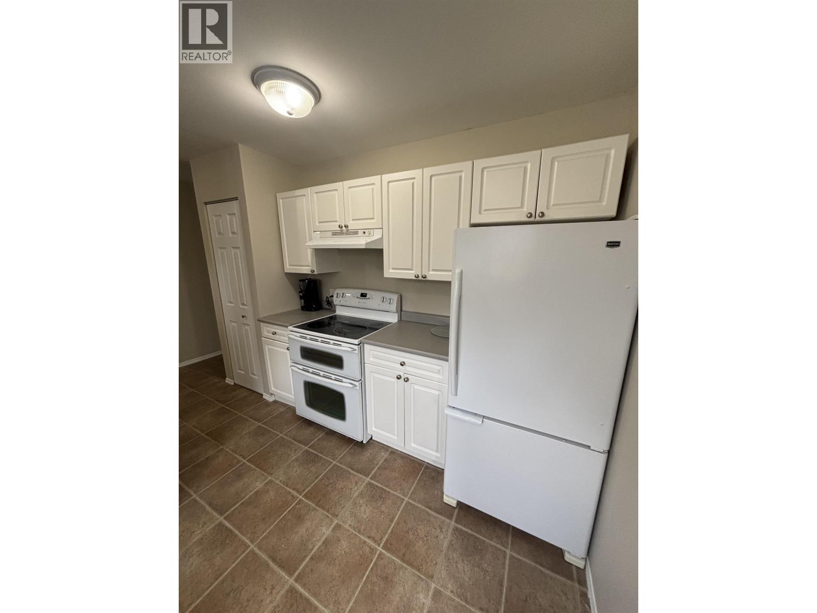 1335 TWEEDSMUIR AVENUE, Kitimat