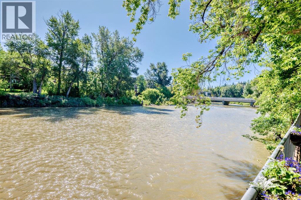 Single Family House for Sale in    Avenue SW Mission Calgary 