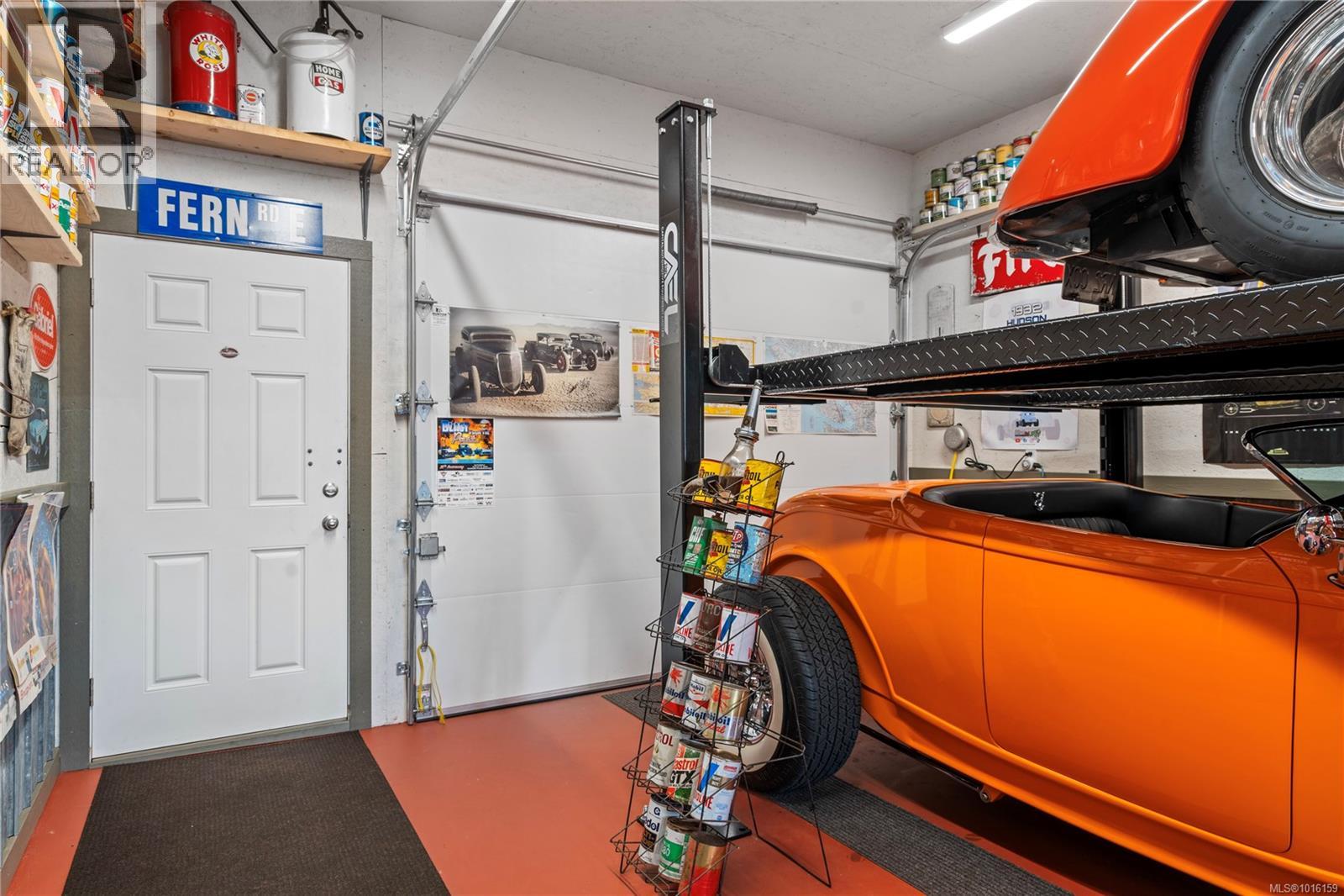 911 Poplar Way, Hilliers