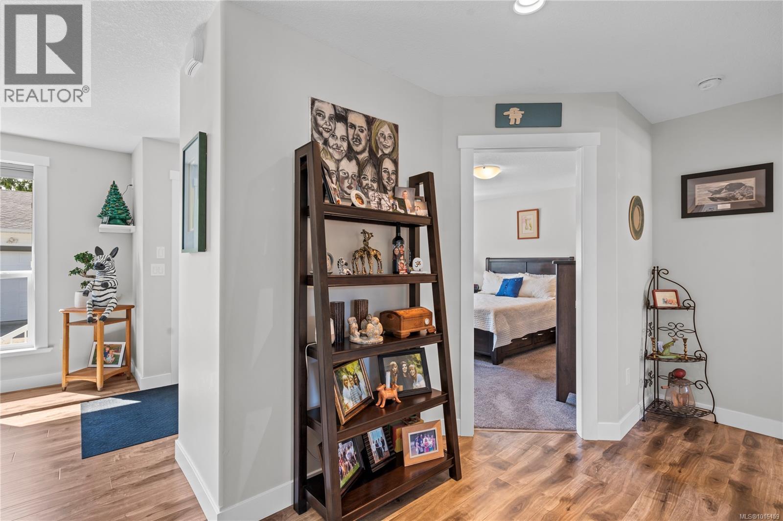 911 Poplar Way, Hilliers