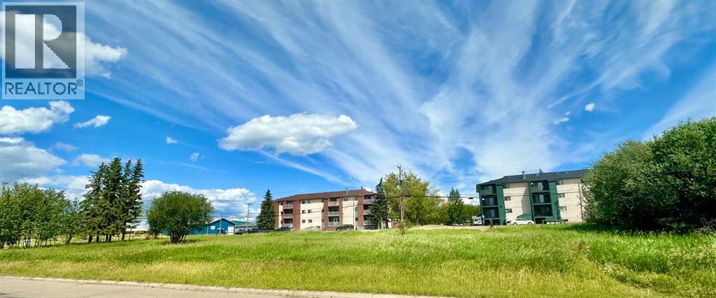 9825 99 Avenue, Lac La Biche