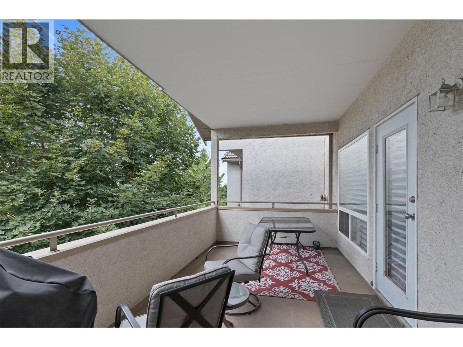 303 2300 Benvoulin Road, Kelowna