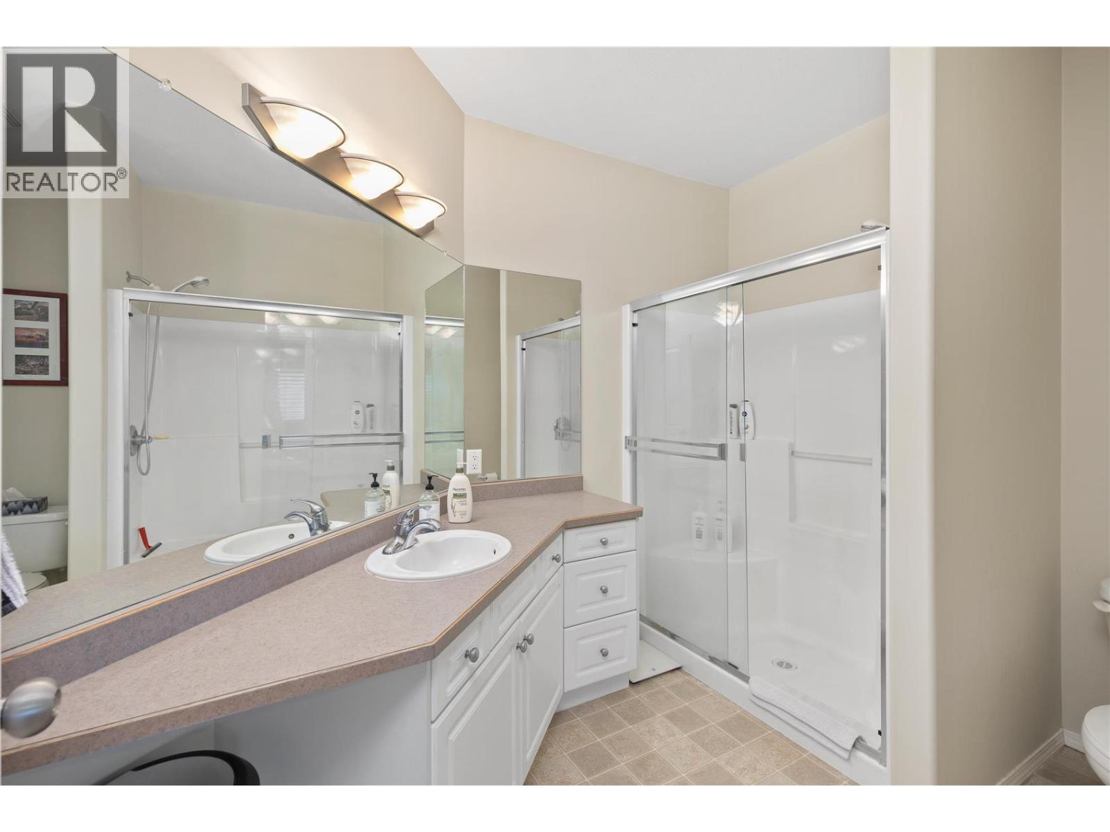 303 2300 Benvoulin Road, Kelowna