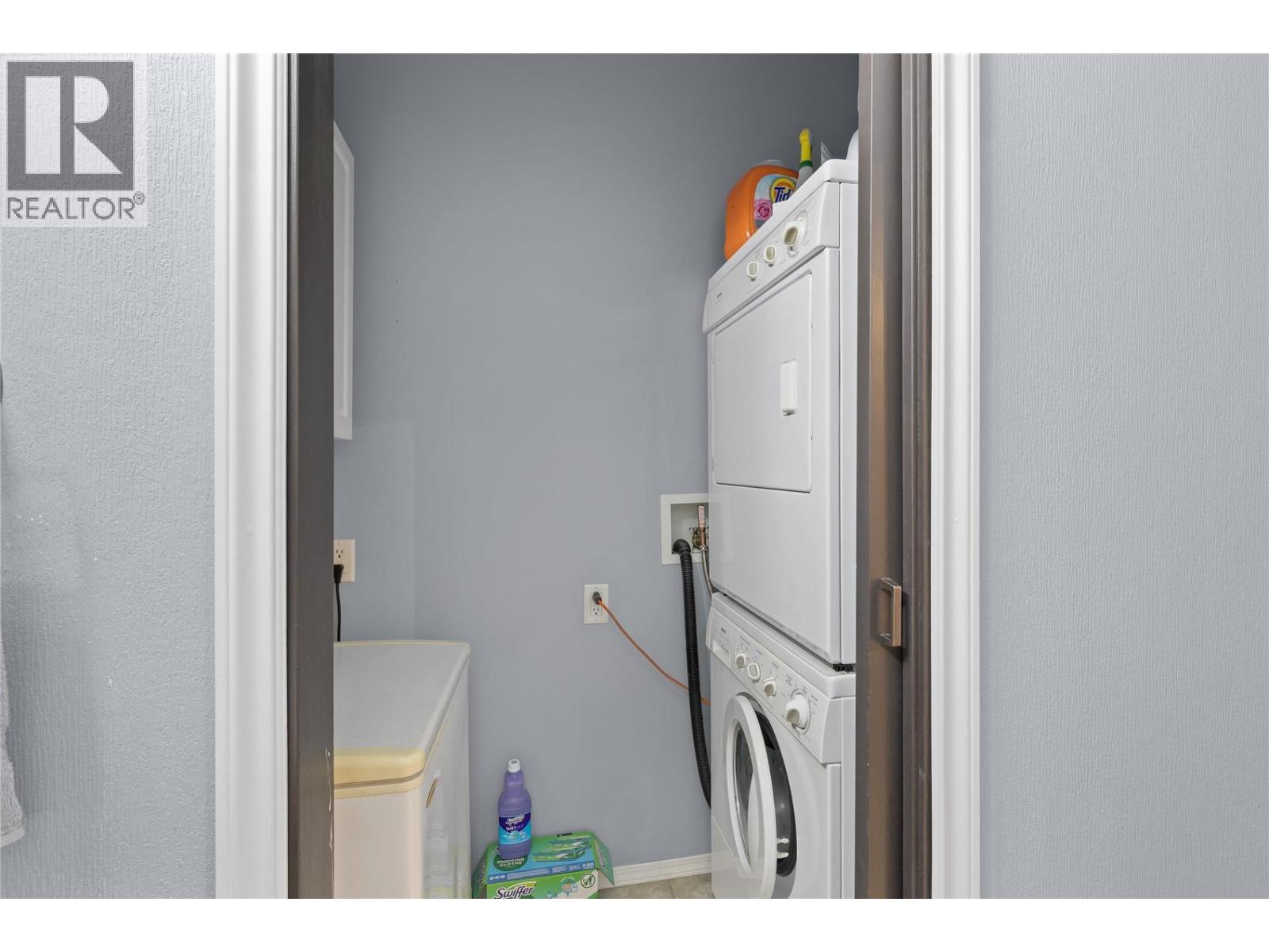 303 2300 Benvoulin Road, Kelowna