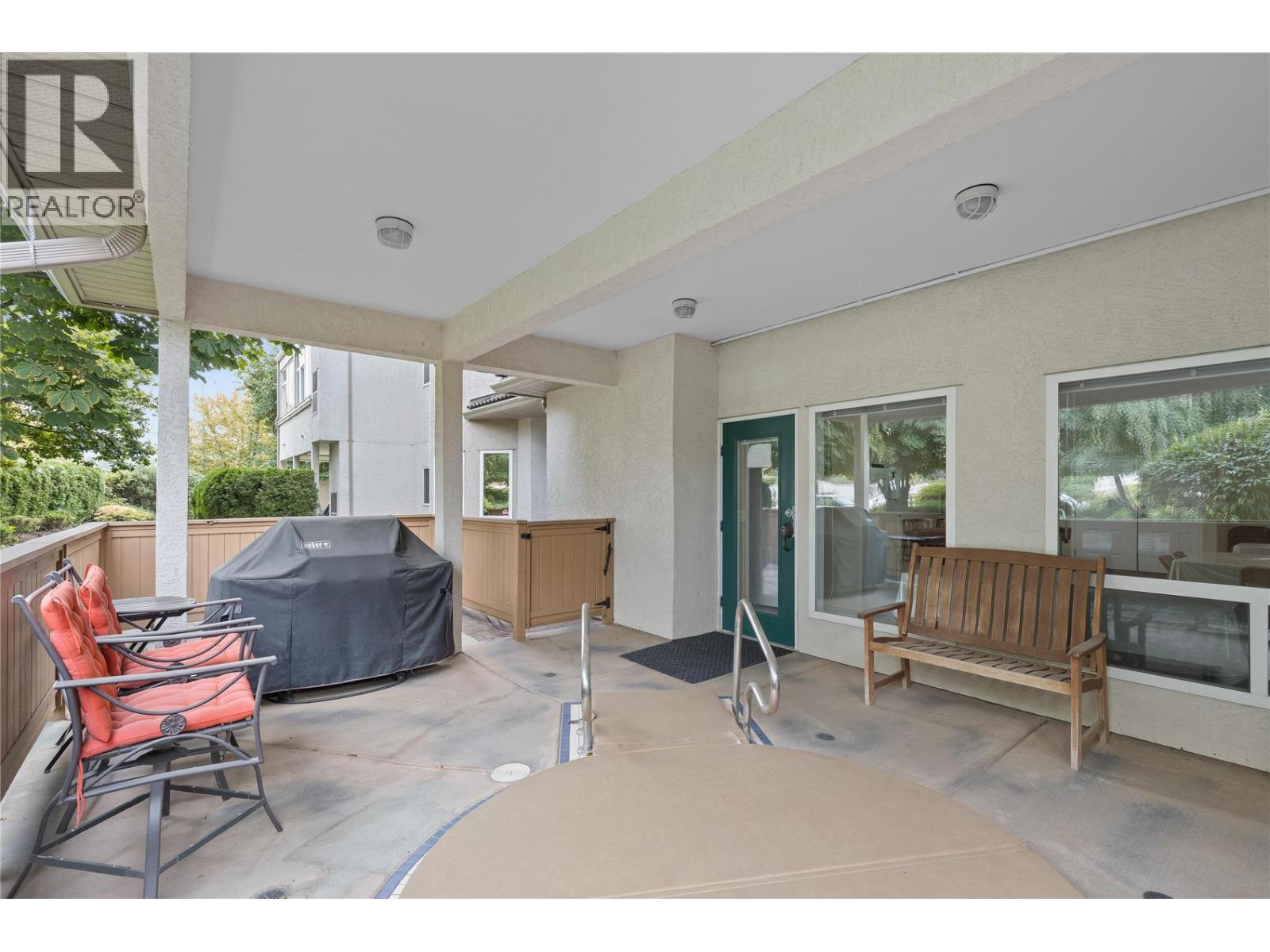 303 2300 Benvoulin Road, Kelowna