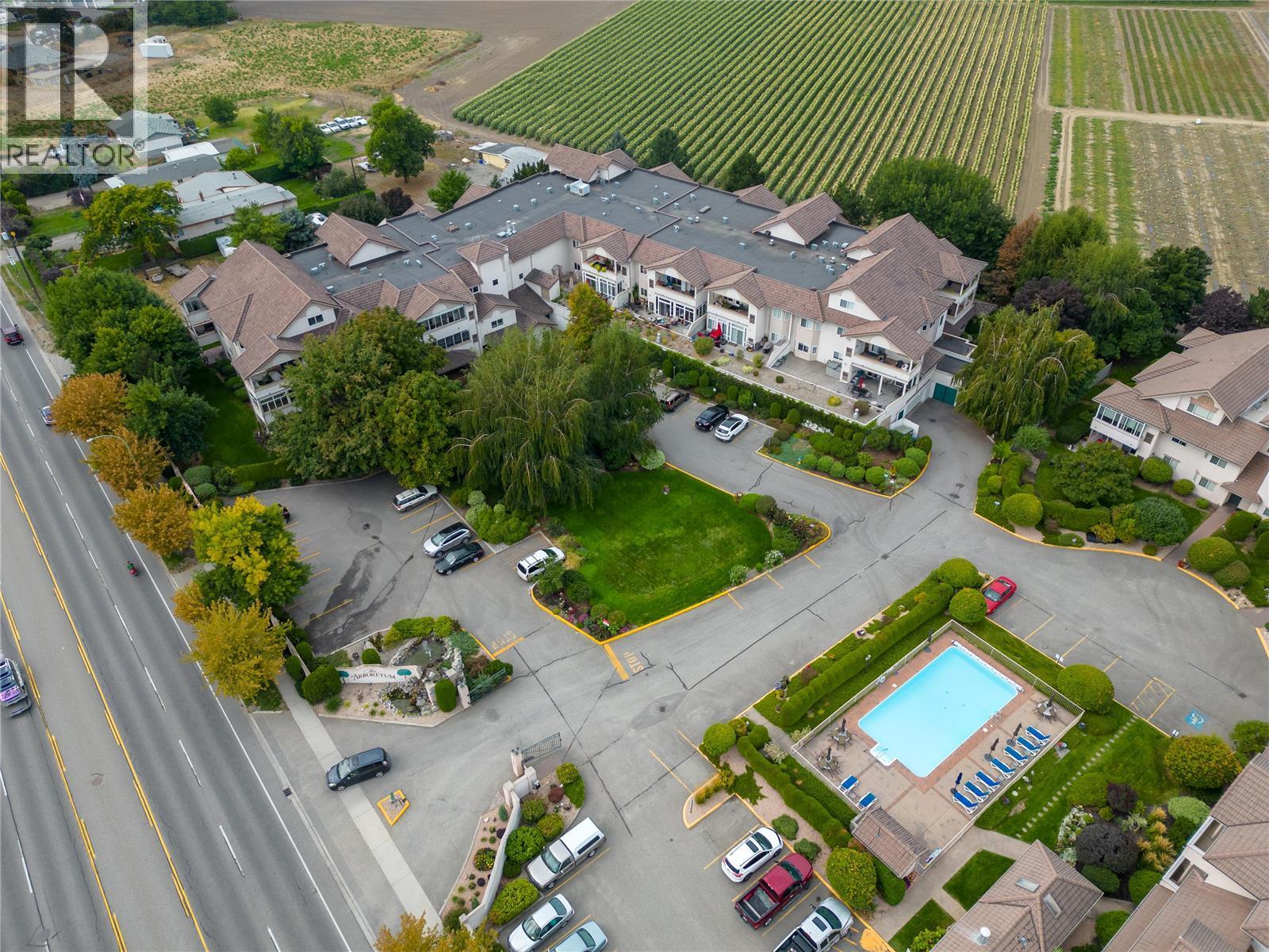 303 2300 Benvoulin Road, Kelowna