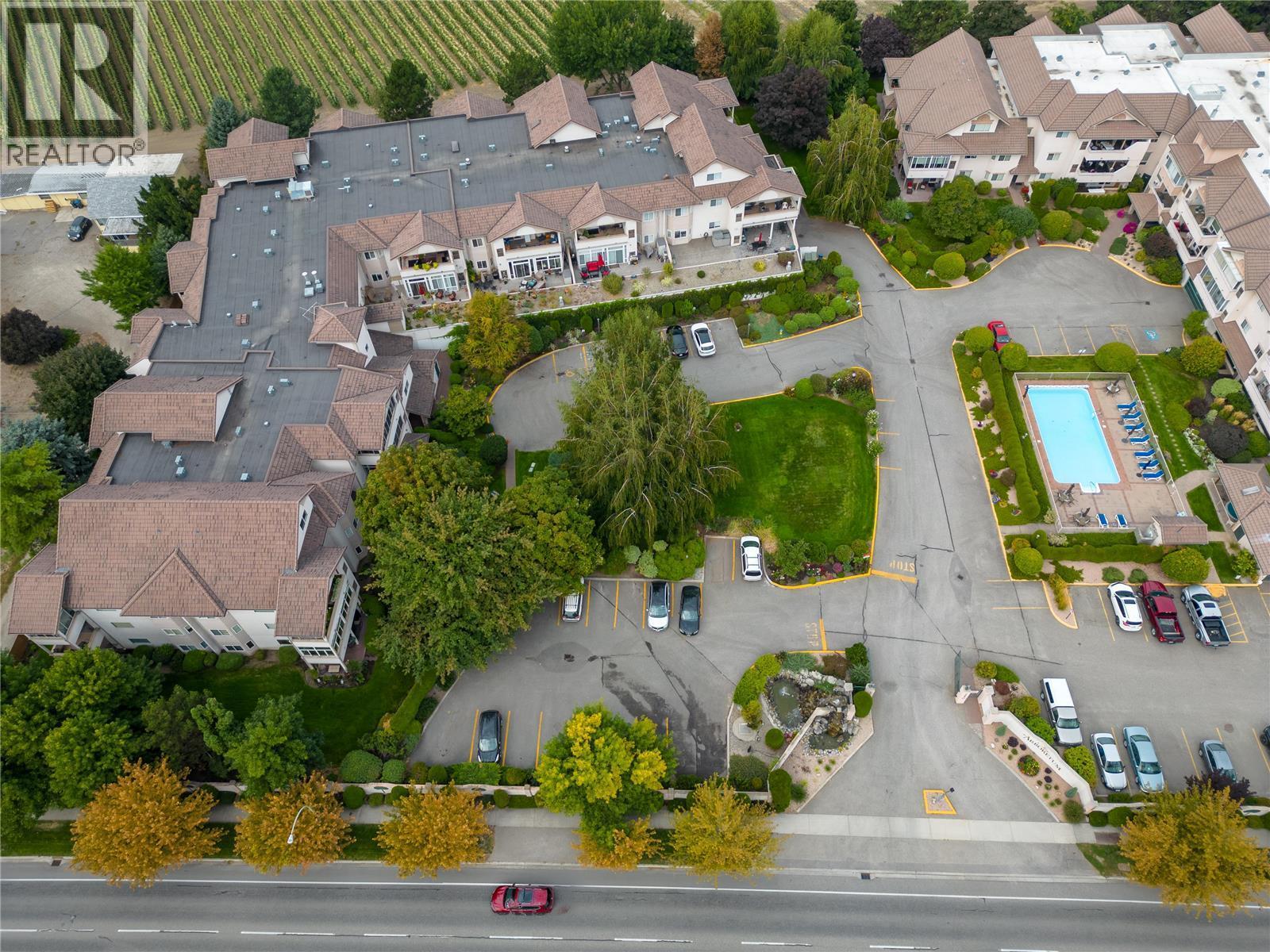 303 2300 Benvoulin Road, Kelowna