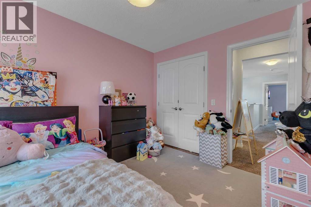 Single Family House for Sale in  Redstone Drive NE Redstone Calgary 