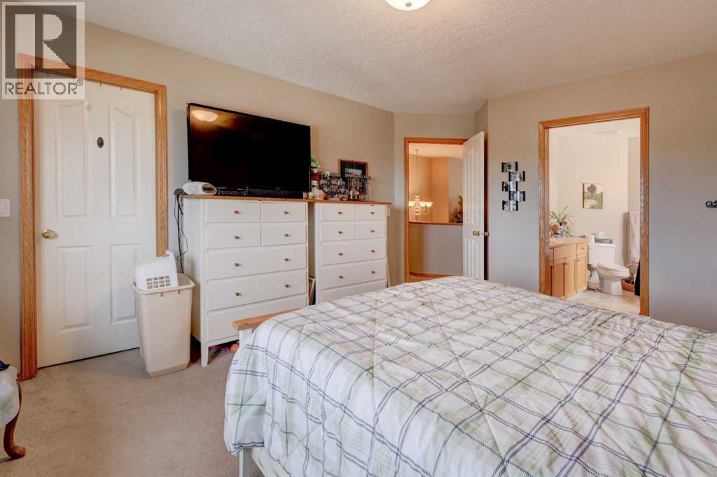 26 Bow Ridge Link, Cochrane