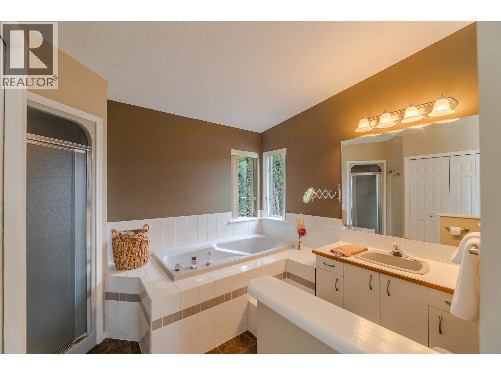 112 Sumac Ridge Drive, Summerland