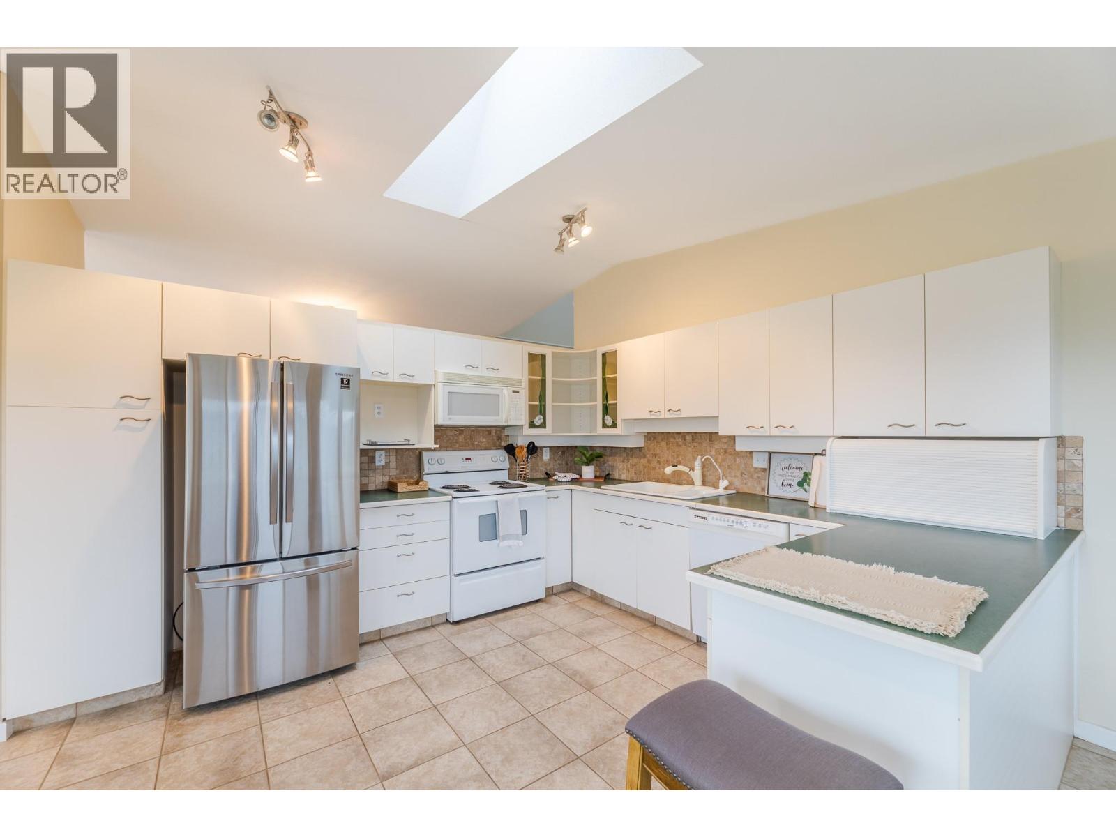 112 Sumac Ridge Drive, Summerland