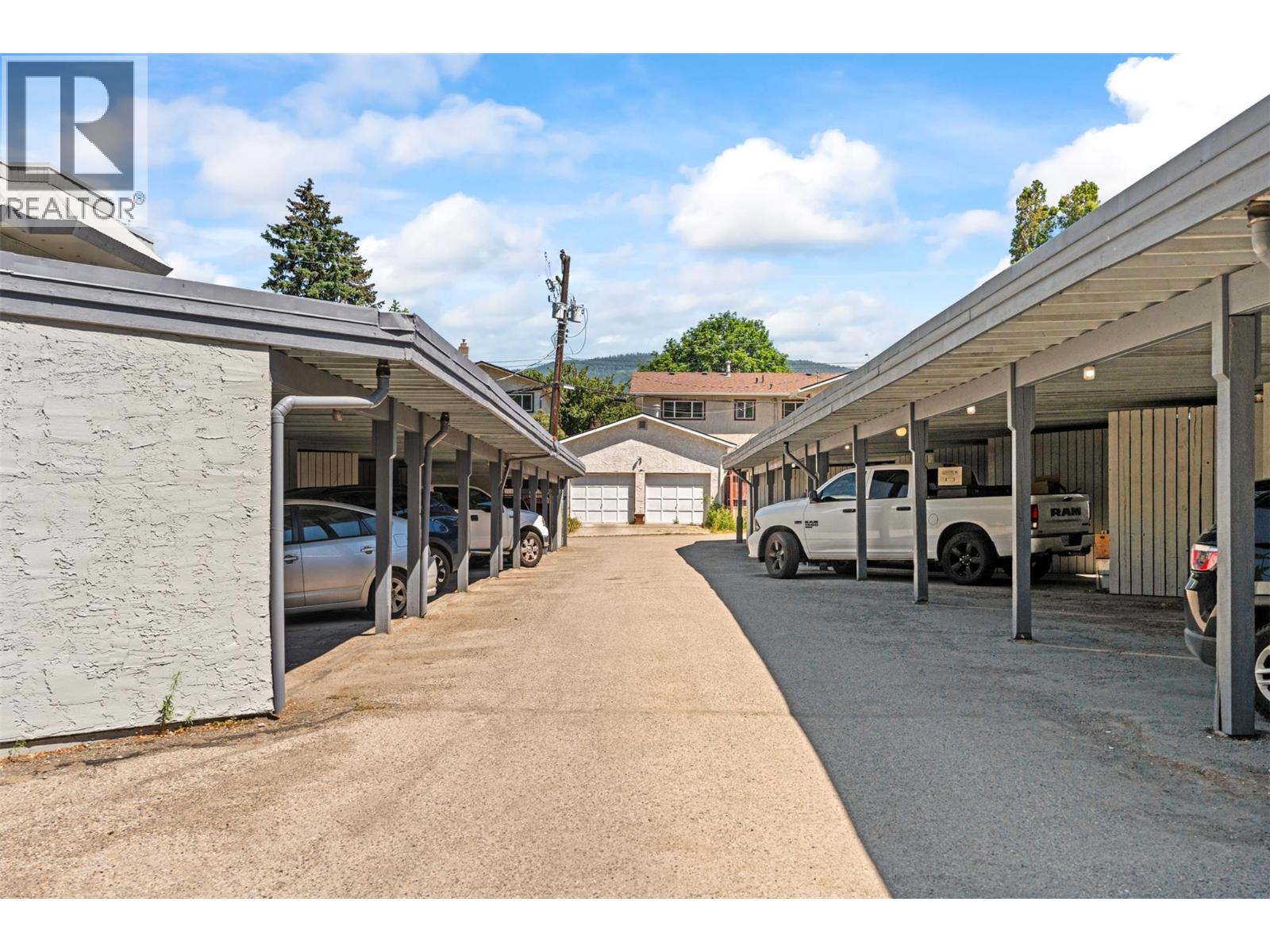 103 4101 Alexis Park Drive, Vernon