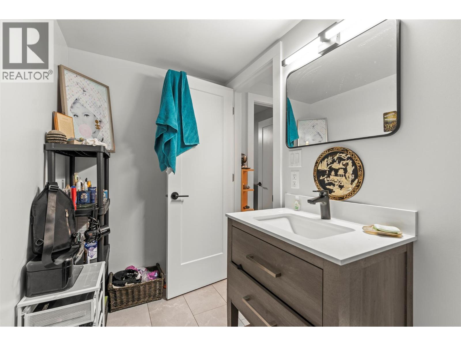 103 4101 Alexis Park Drive, Vernon