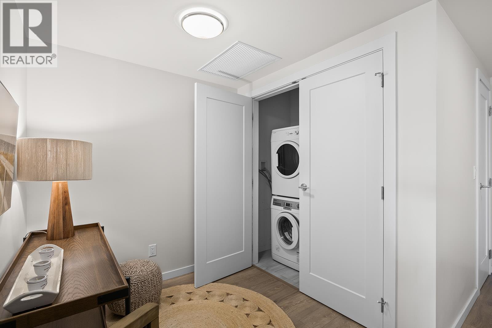 1201 485 Groves Avenue, Kelowna