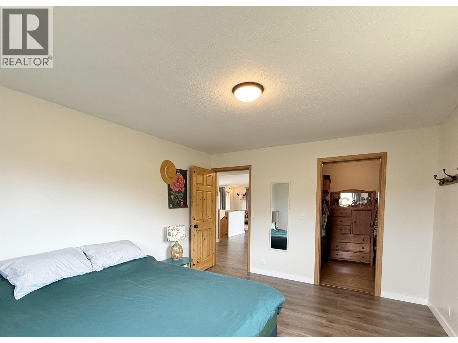 6667 BOUNDARY Road, Telkwa