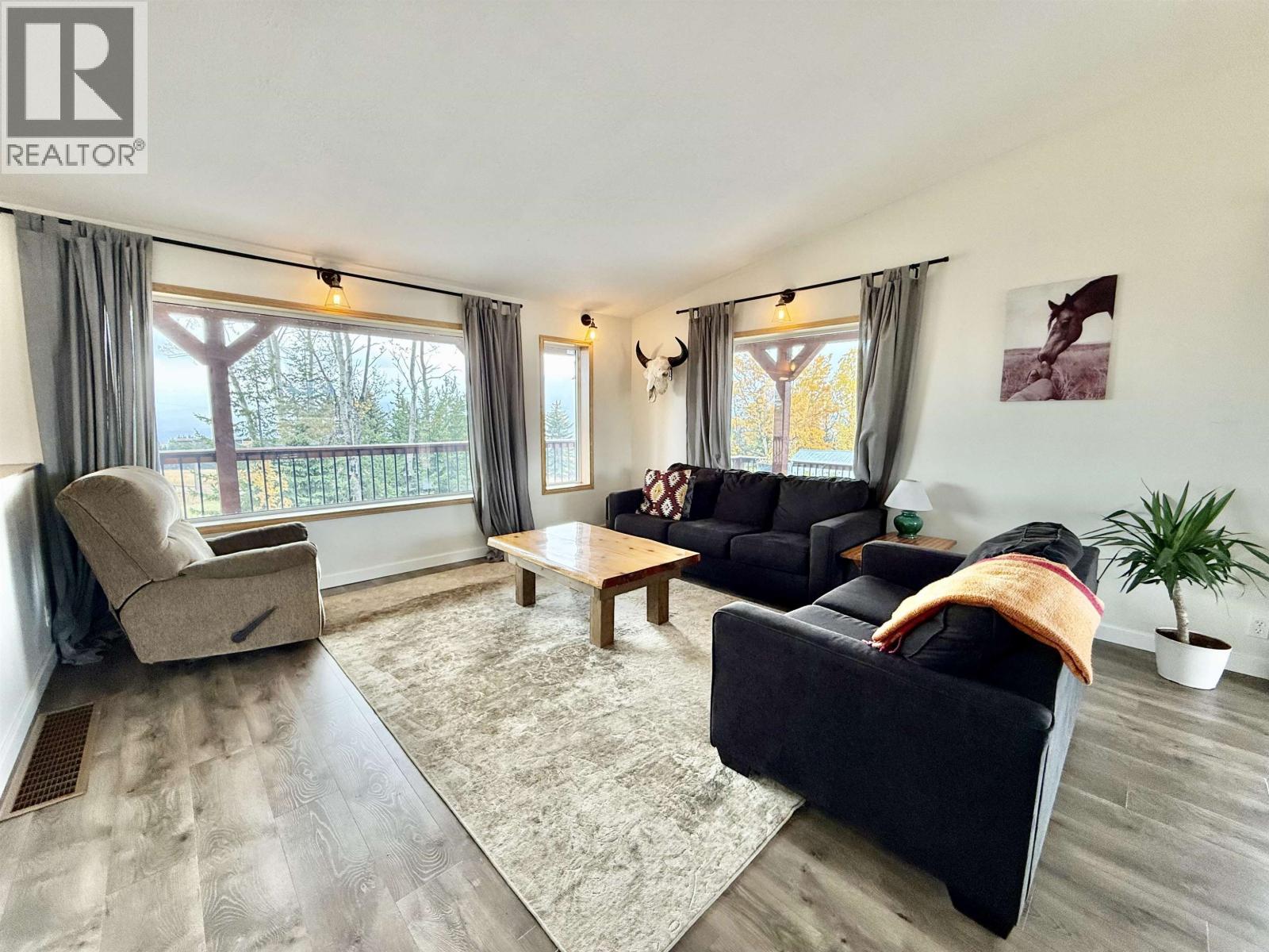 6667 BOUNDARY Road, Telkwa