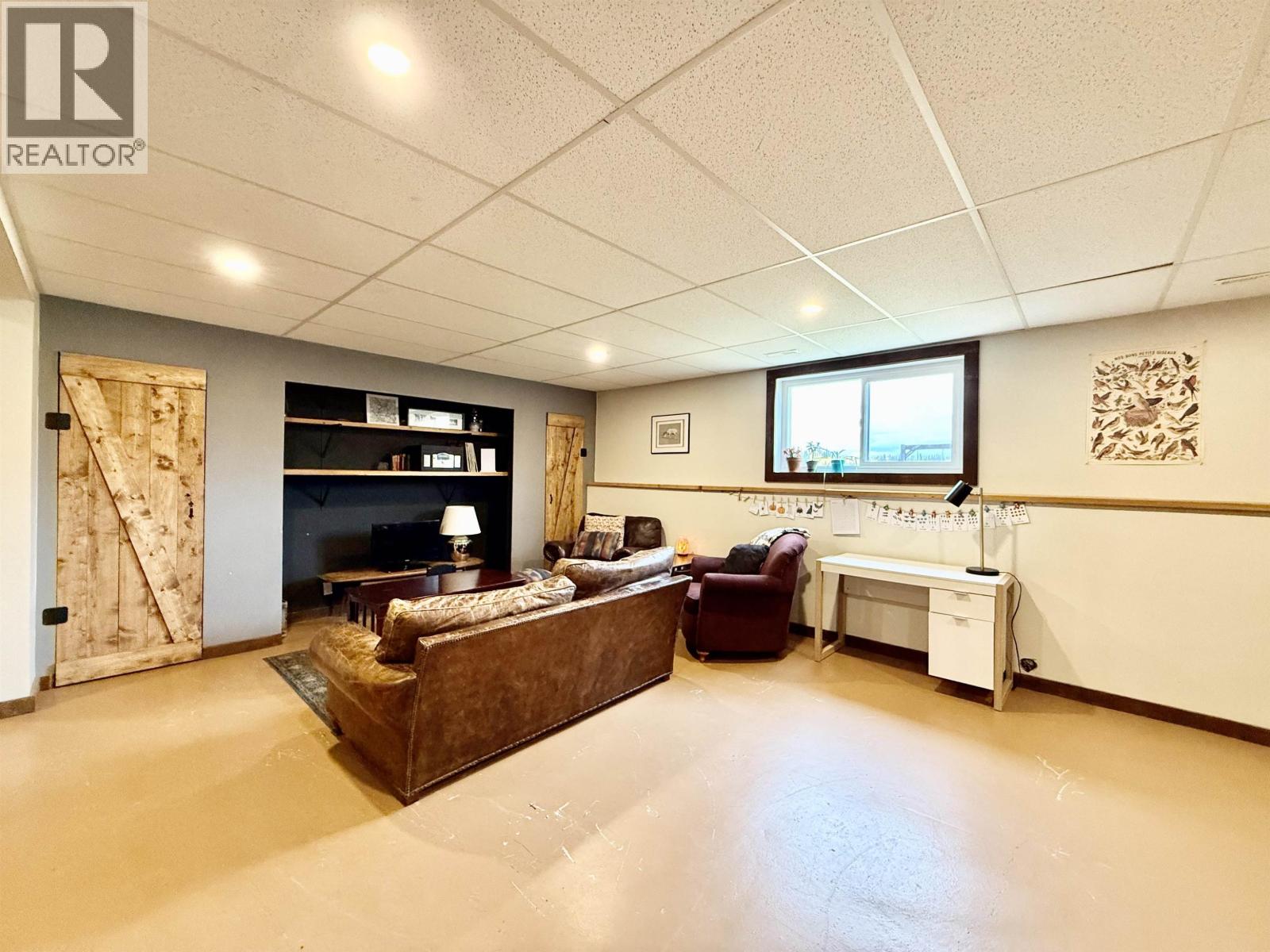 6667 BOUNDARY Road, Telkwa