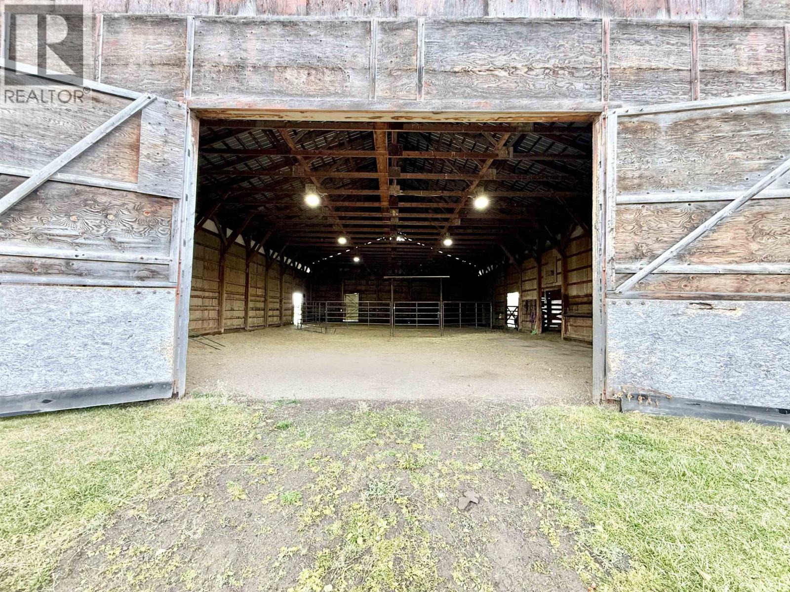 6667 BOUNDARY Road, Telkwa