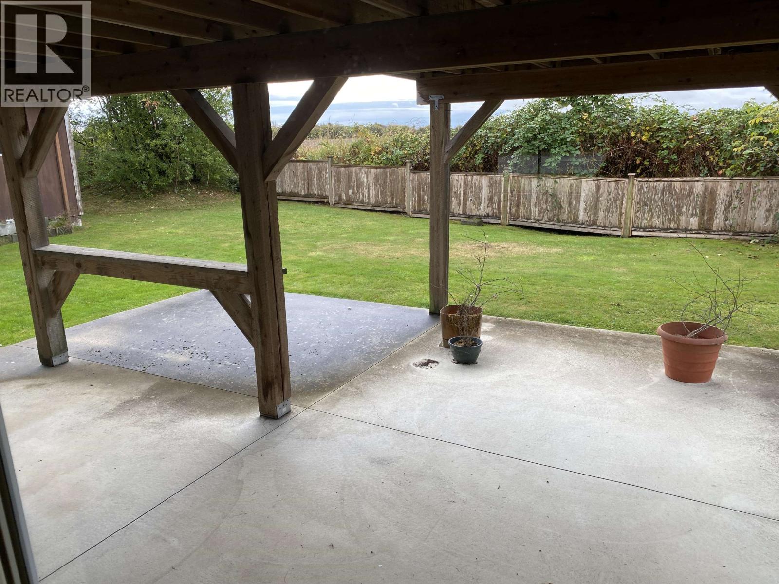 5548 44 Avenue, Delta