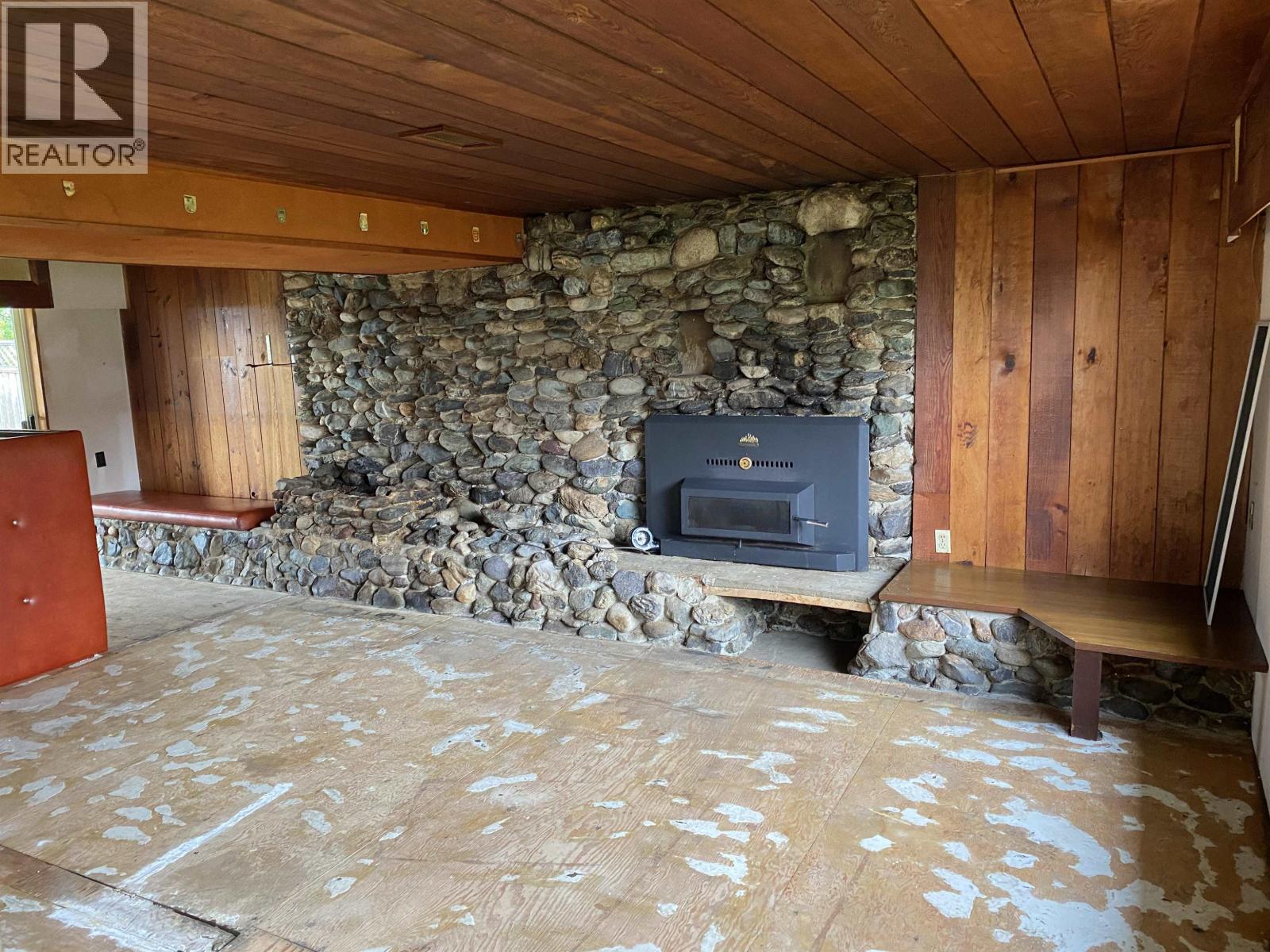 5548 44 Avenue, Delta