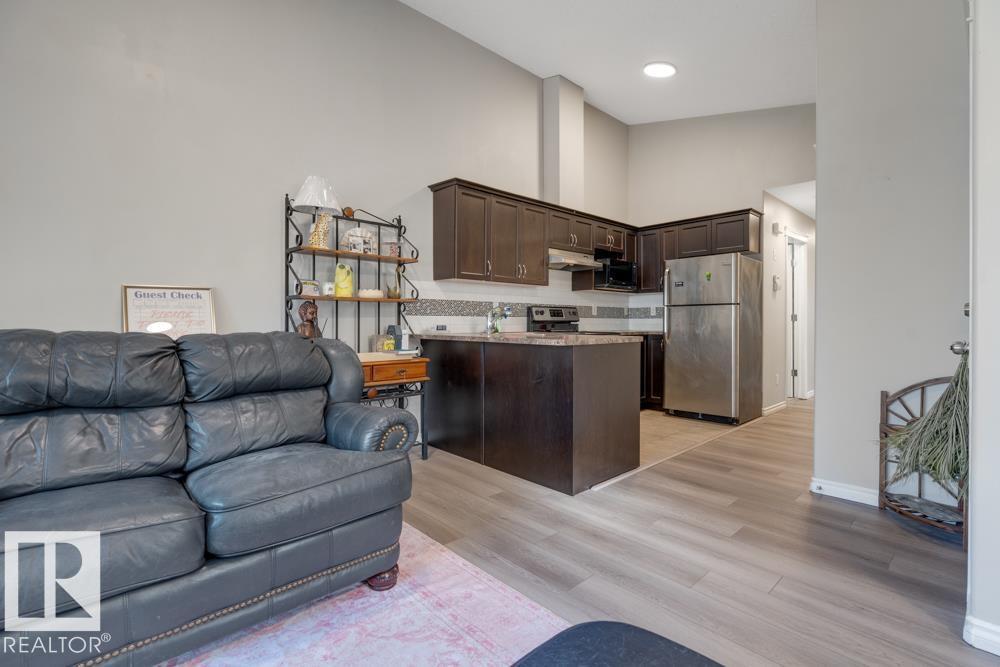 12135 &12137 124 ST NW, Edmonton