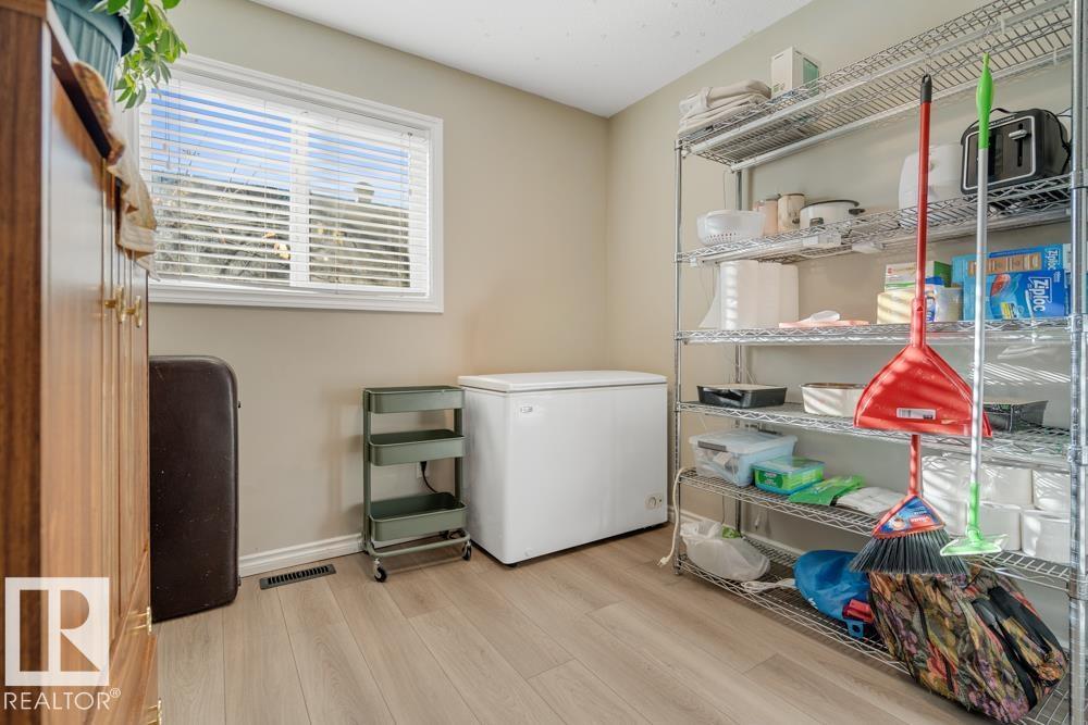 12135 &12137 124 ST NW, Edmonton