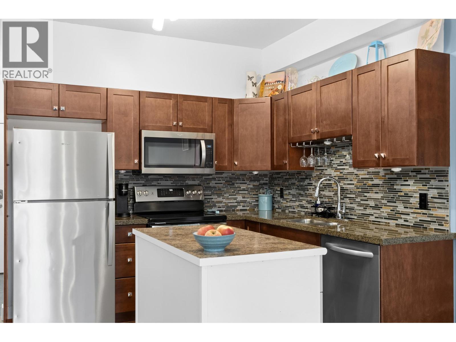 1405 1875 Country Club Drive, Kelowna