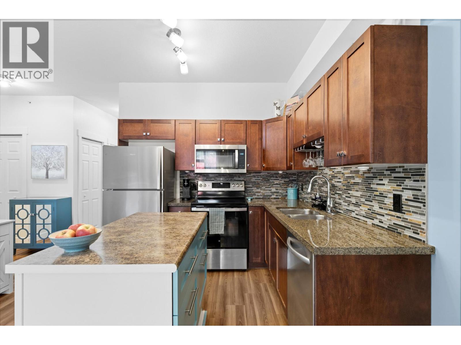 1405 1875 Country Club Drive, Kelowna