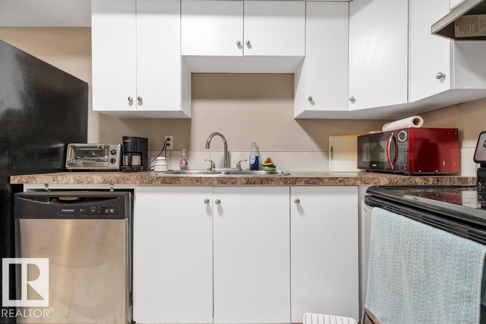 12135 &12137 124 ST NW, Edmonton