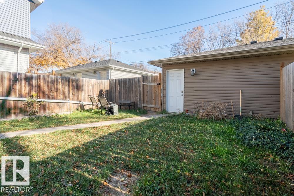 12135 &12137 124 ST NW, Edmonton