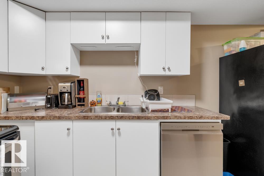 12135 &12137 124 ST NW, Edmonton