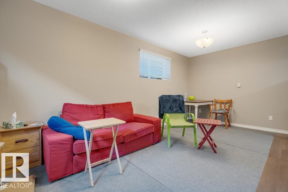 12135 &12137 124 ST NW, Edmonton