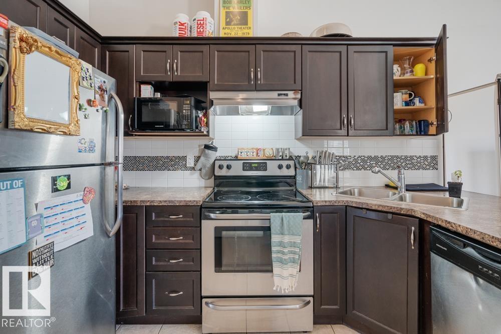 12135 &12137 124 ST NW, Edmonton