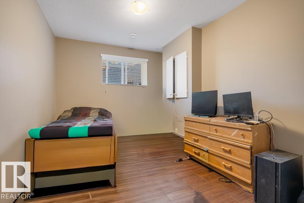 12135 &12137 124 ST NW, Edmonton