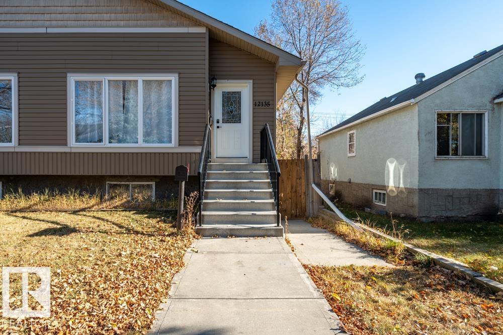 12135 &12137 124 ST NW, Edmonton