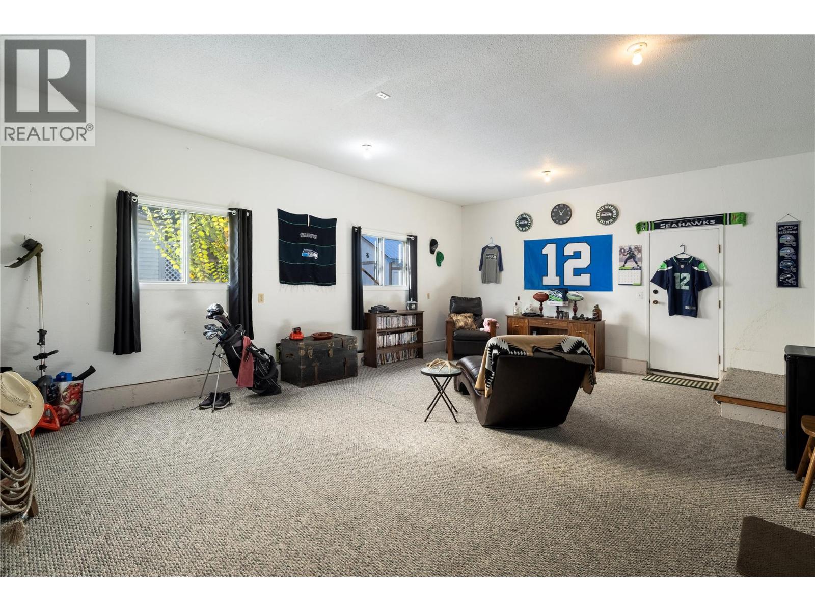 3035 HAYDEN Drive, Armstrong