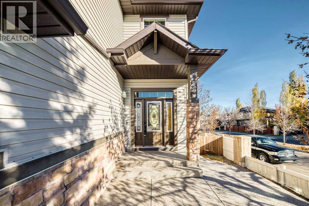 Single Family House for Sale in  Everoak Park SW Evergreen Calgary 