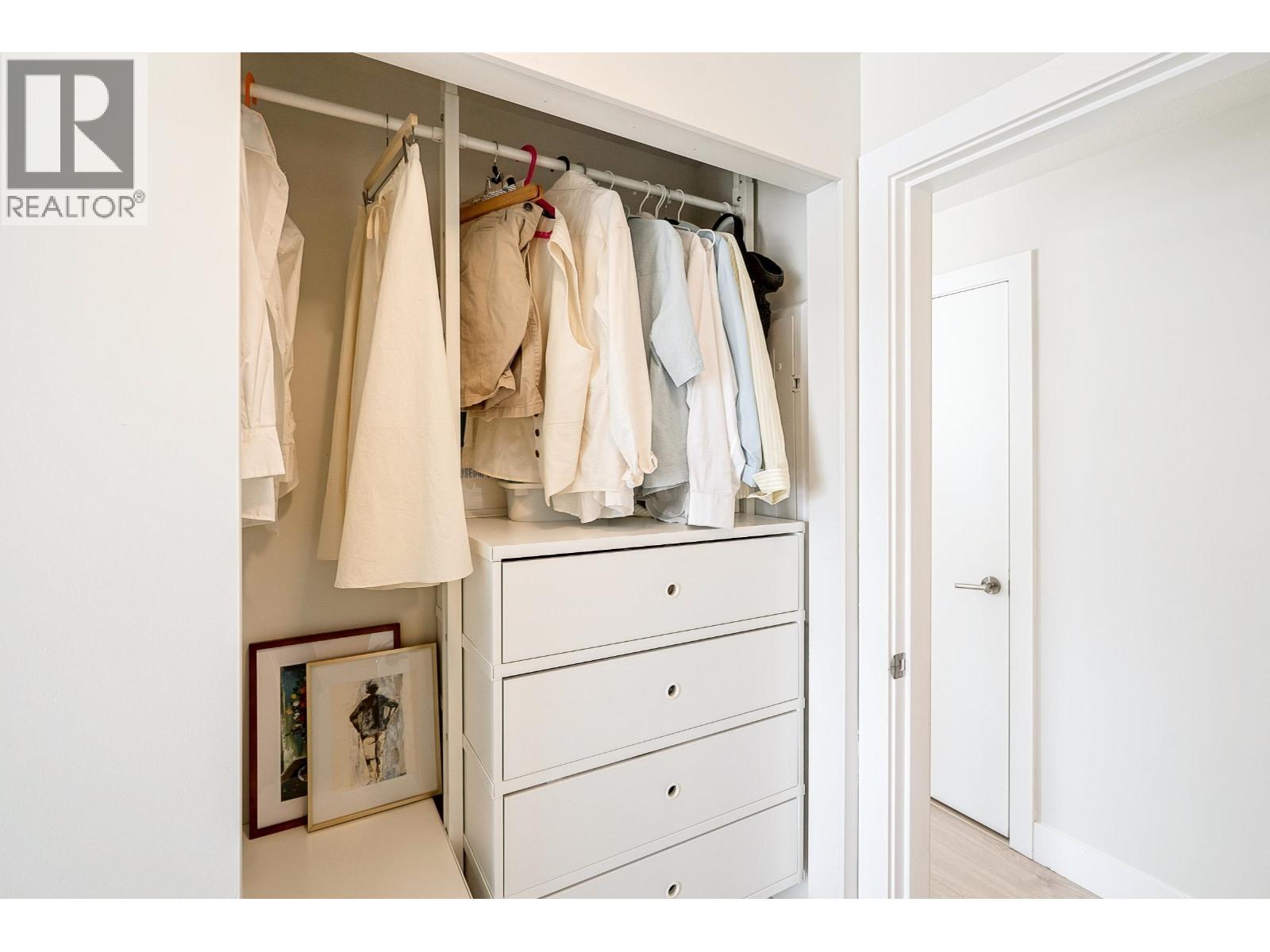 305 2477 CAROLINA STREET, Vancouver