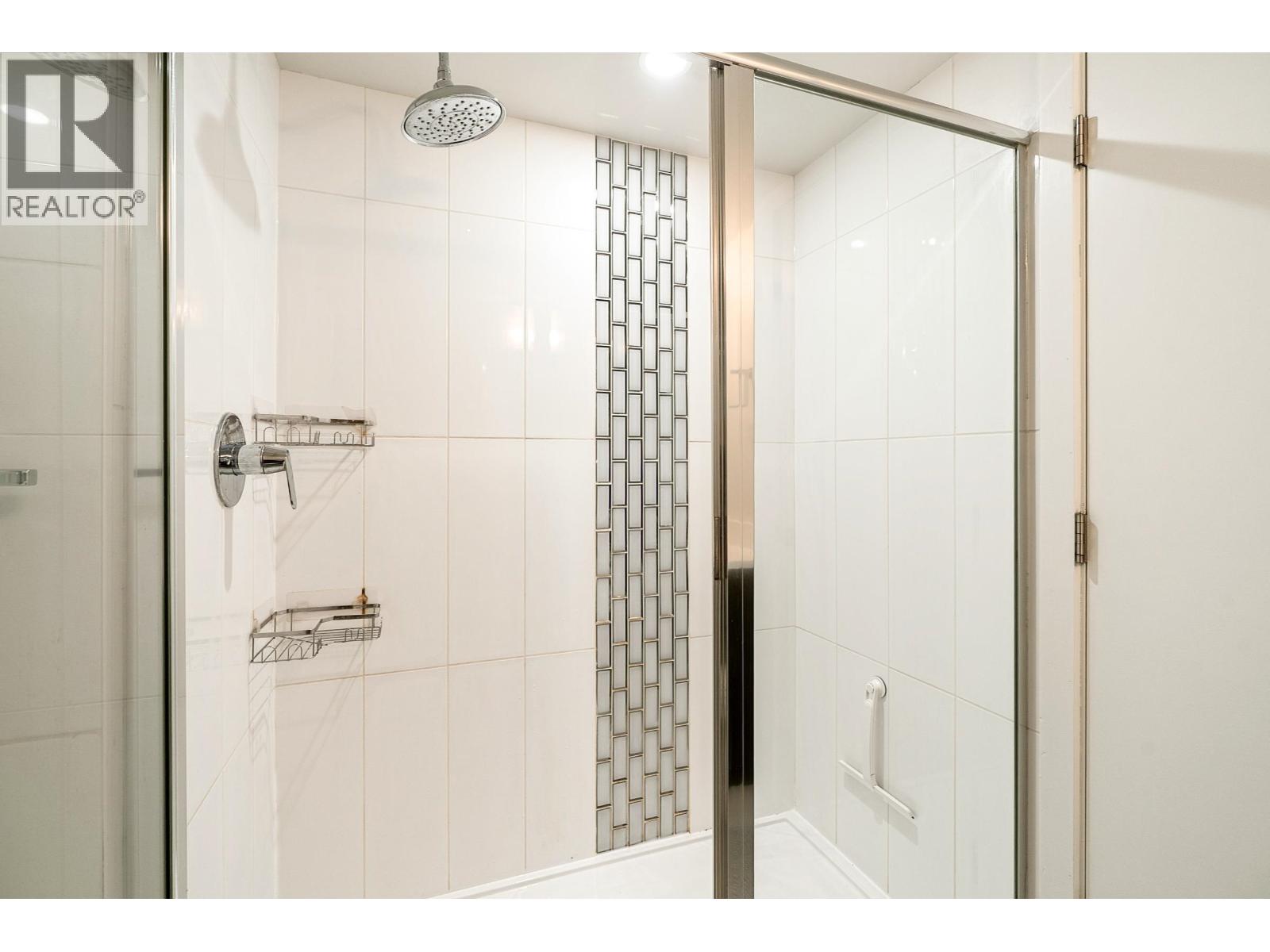 305 2477 CAROLINA STREET, Vancouver