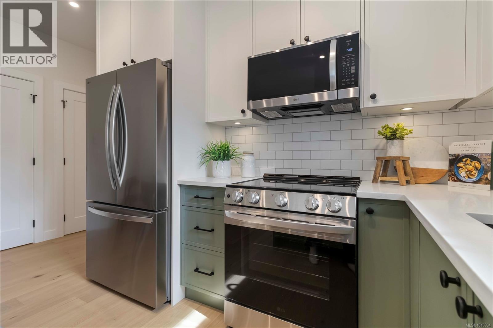 #1 633 BELTON AVE - 1