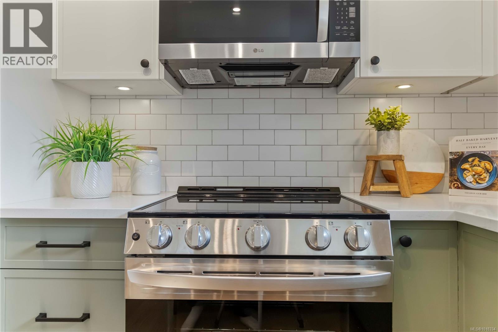 #1 633 BELTON AVE - 2