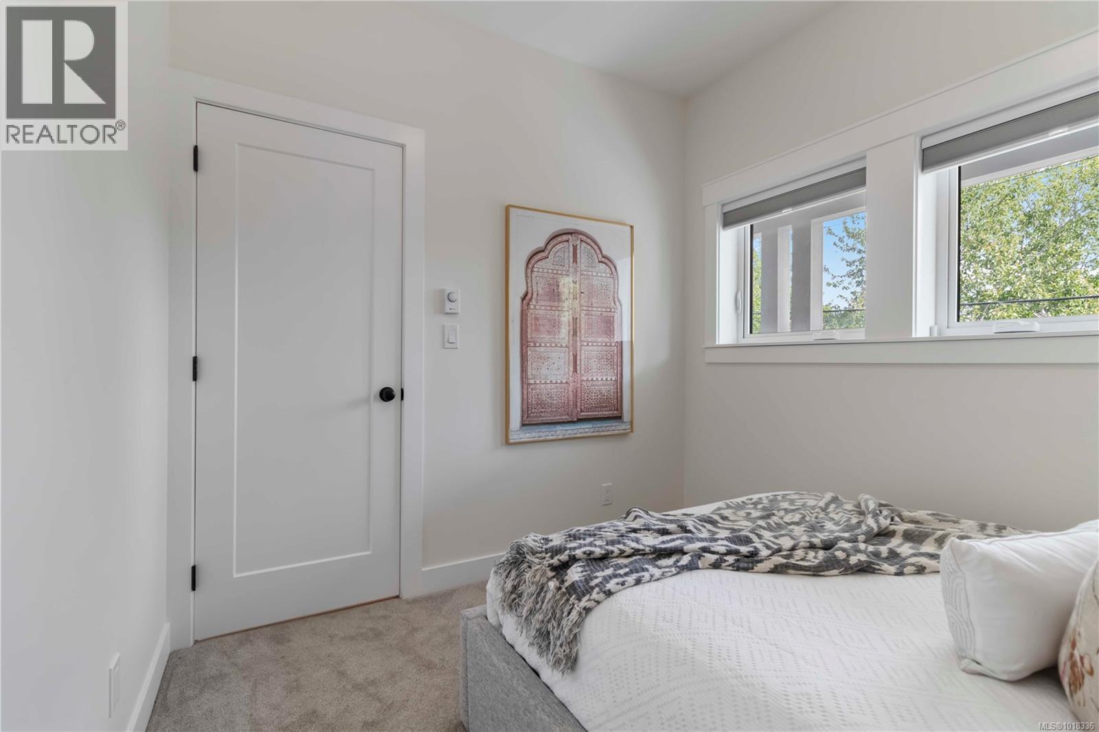 #4 633 BELTON AVE - 28