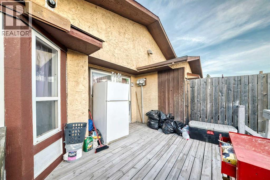 Single Family House Bi-level for Sale in  Falsby Way NE Falconridge Calgary 