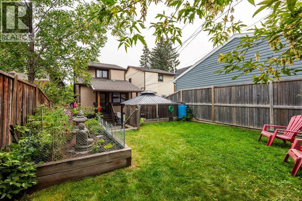 Single Family House for Sale in   Street SW Glenbrook Calgary 