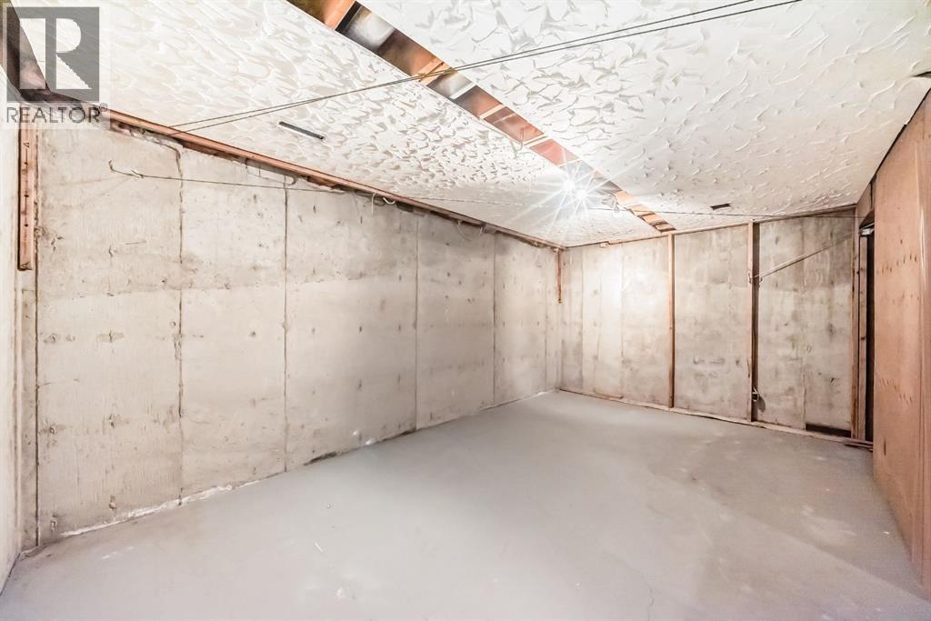 Single Family House for Sale in    Avenue NE Marlborough Park Calgary 